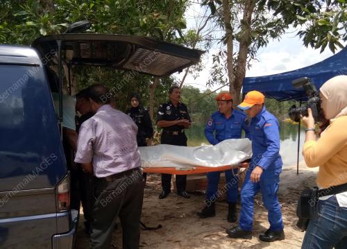 MK09_21102019_BOMBA_LEMAS