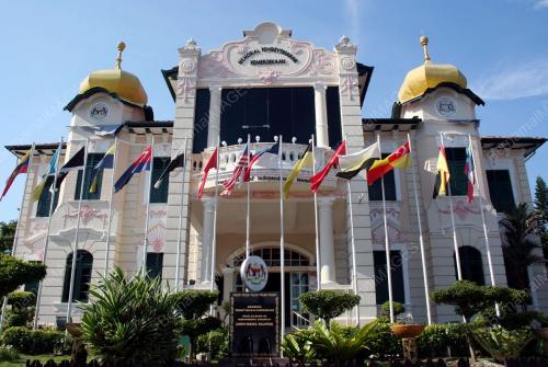 BANGUNAN MEMORIAL