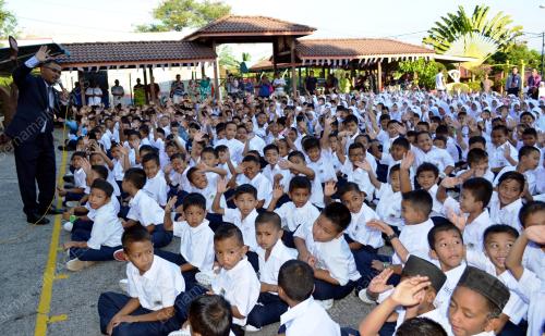 MK10_04012016_SEKOLAH_IDRIS