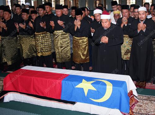 Tun Mohd Khalil Yaakob