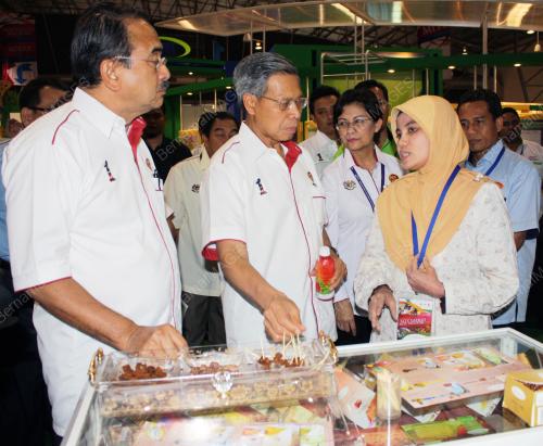 MUSTAPA MOHAMED