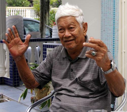 TAN SRI AZIZ TAPA