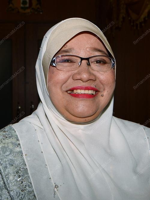 DATUK LATIPAH OMAR