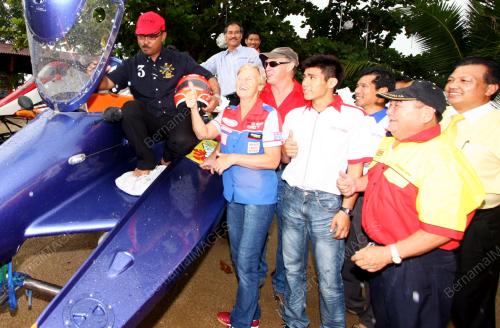 DATUK IDRIS HARUN