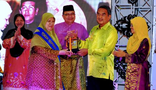 MK10_15102016_PPTTM_ANUGERAH