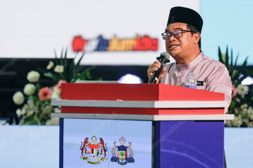 MOHD KAMAL ABDULLAH