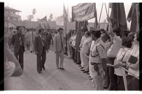 MAHATHIR