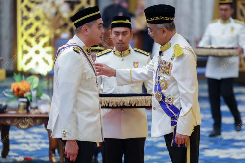 TUN MOHD ALI RUSTAM