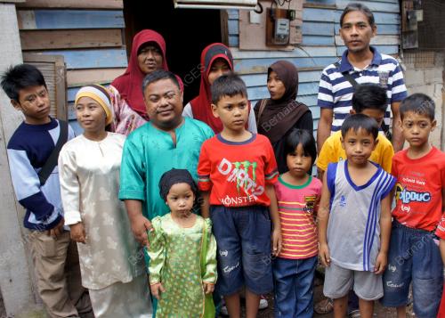 MK11_04082012_KELUARGA