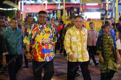 DATUK SERI TIONG KING SING
