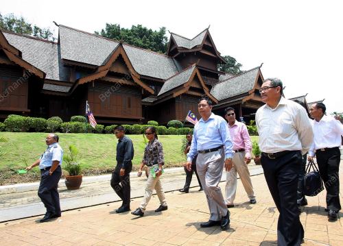 MK11_12092012_ASEAN