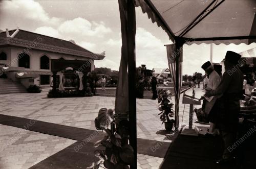 YANG DI-PERTUAN AGONG