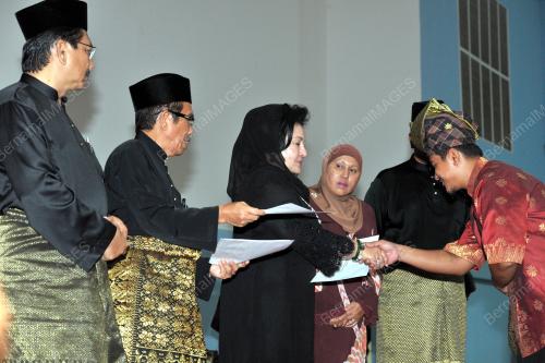 MK11_16112012_SILAT