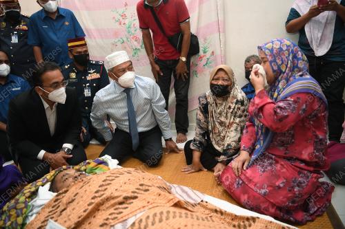 TAN SRI MUHYIDDIN YASSIN