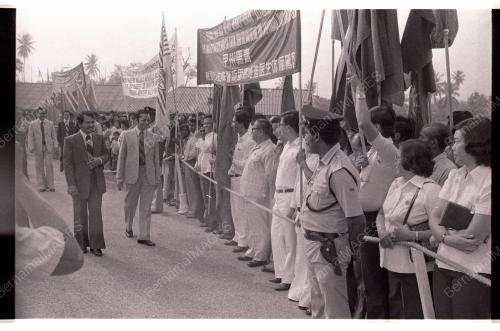 MAHATHIR