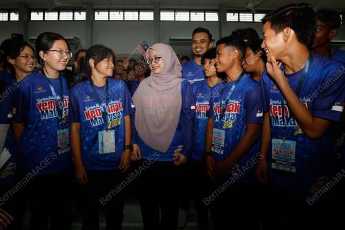 INTAN SUHANA YUSUFF