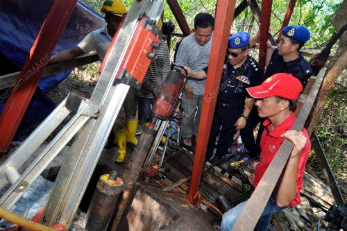MK12_05052014_KERJA_TEBUK