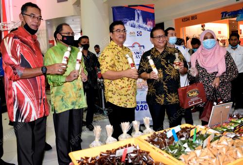 DATUK ALEXANDER NANTA LINGGI