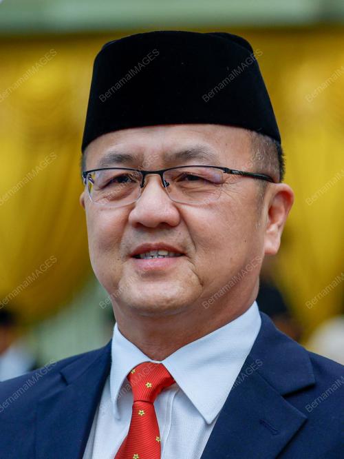 NGWE HEE SEM
