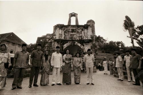 YANG DI-PERTUAN AGONG