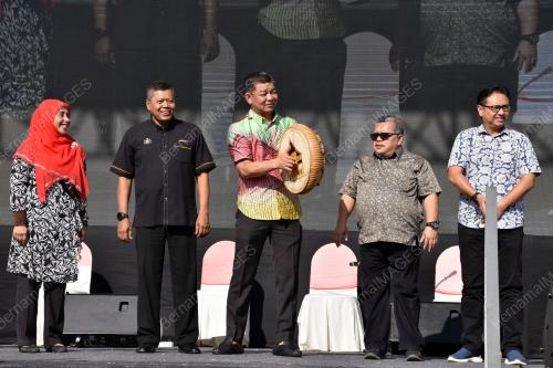 DATUK ABDUL RAZAK ABDUL RAHMAN