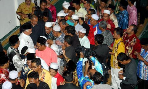MOHD NAJIB TUN ABDUL RAZAK