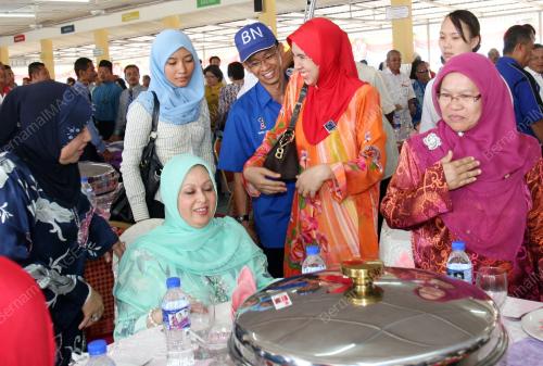 MK15_28022011_ISTERI_ISTERI