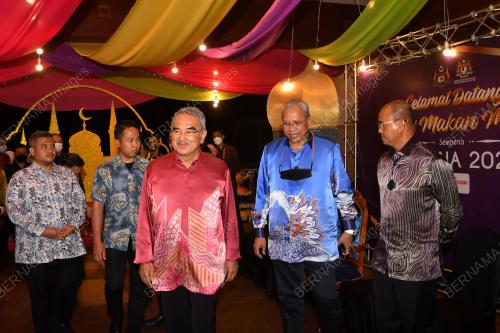 TUN MOHD ALI RUSTAM