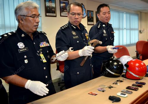 MK15_29032013_POLIS_SAMUN