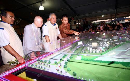 DATUK SERI MOHD NAJIB TUN RAZAK