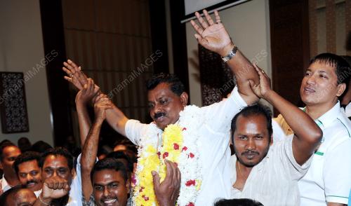 MK17_30112013_MAHADEVAN_CWC