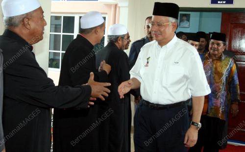 MOHD NAJIB TUN ABDUL RAZAK