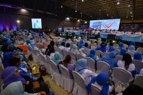 DATUK SERI DR WAN AZIZAH WAN ISMAIL