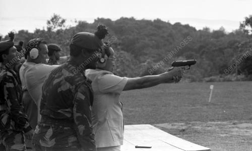 MK18_12012015_PERSIDANGAN_MENTERI
