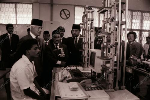 YANG DI-PERTUAN AGONG