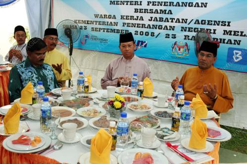 AHMAD SHABERY CHEEK