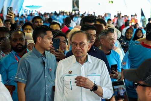 DATUK SERI ANWAR IBRAHIM