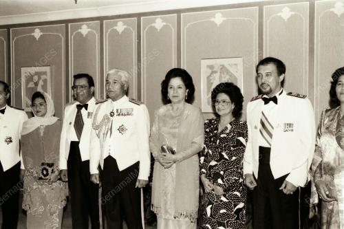 YANG DI-PERTUAN AGONG