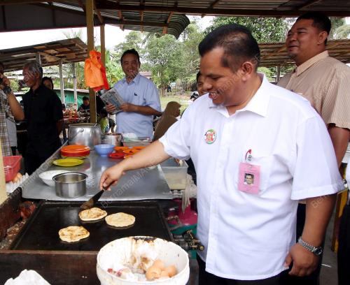 MK20_28022011_CALON_PAS