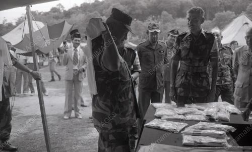 MK23_07012015_AGONG_KEMTERENDAK