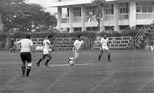 MK23_12012015_BOLA_MENTERI