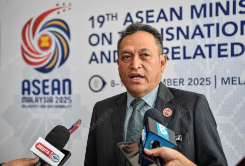 DATUK AWANG ALIK JEMAN