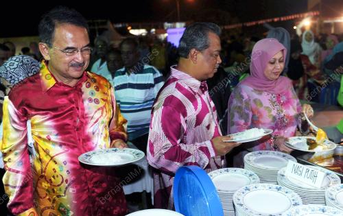 TAN SRI MUHYIDDIN YASSIN