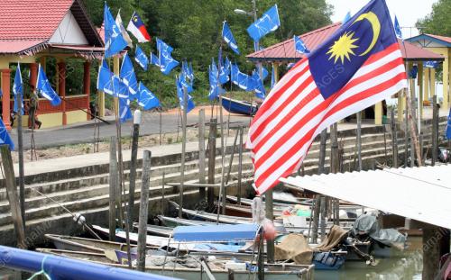 MK27_01032011_SAMPAN