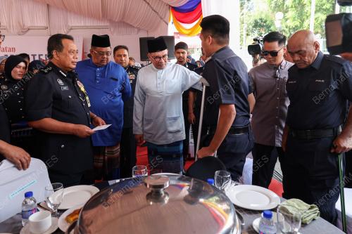 DATUK SERI ANWAR IBRAHIM