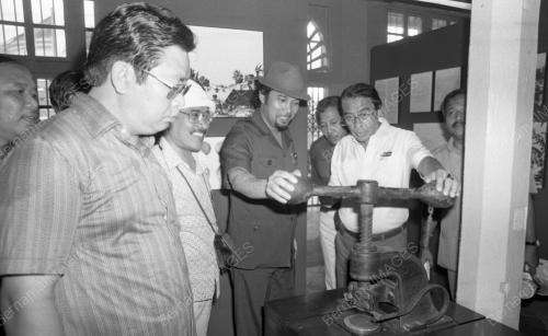 MK43_12012015_PERSIDANGAN_MENTERI