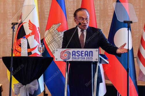 DATUK SERI ANWAR IBRAHIM