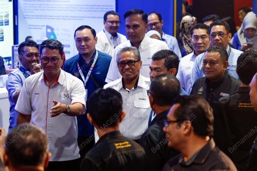 TAN SRI SHAMSUL AZRI ABU BAKAR