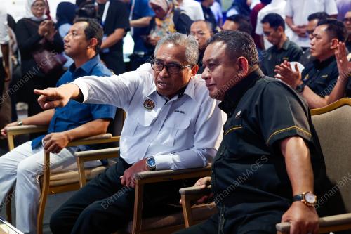 TAN SRI SHAMSUL AZRI ABU BAKAR