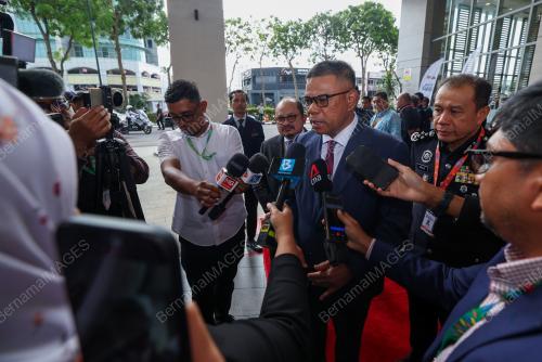 DATUK SERI SAIFUDDIN NASUTION ISMAIL